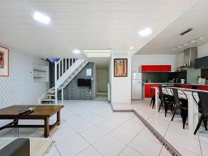 Maison 11 couchages Veyre- Monton