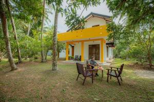 Airport Serenity Villa