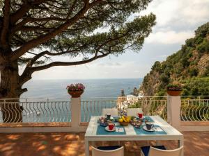 Sea View House With Lemon Grove In Atrani
