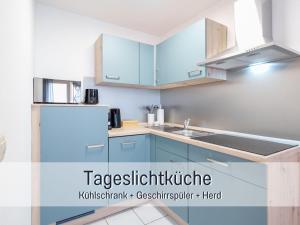 Benville BV12 - 54 qm mit Balkon - Parkplatz inklusive - WLAN - Spülmaschine - Bushaltestelle 50 m