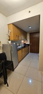 Low Floor 1BR Balcony Shell near MOA Shell001