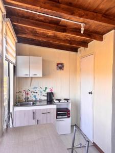 Cabaña con Tinaja de Agua Fría en Parcela