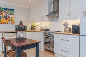 Serene Sea View Suite in Fish Hoek
