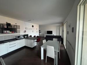 Lanternalba appartamento con vista sul porto antico