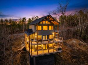 Jerne To The Top cabin