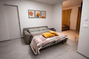 Davs Home Appartamento per 4 a Lentini con WiFi Self Check in