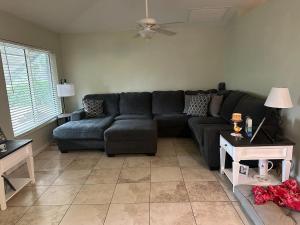 Beautiful home in Avon Park Lake