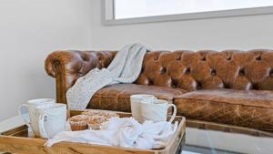 Sky Ranch Noir Luxe Desert Compound with Pool Sauna Stargazing