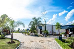 Zowe Luxurious Apartments