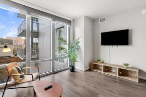 Spacious Apartment in Prime Location Near Metro