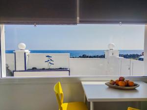 VolKKanrentals Casa Lila Seafront House