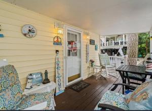 1501 Ocean Lakes Pet Friendly Golf Cart