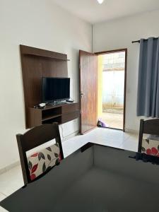 Casa de temporada em Itanhaem em condomínio