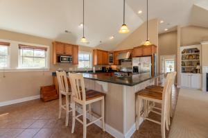 Show Boat - Kitty Hawk MP 2.5, Pool, Hot Tub, Rec Room, Pool Table, Golf Course Views