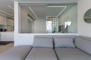 Oceanglass Apartments by Airnest