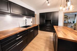 Sauna Apartement, 3 bedrooms, Praha 8