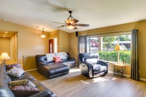 2 Mi to Dtwn Mesa Family Home with Pool and Yard