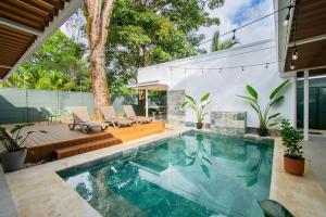 NEW! Villa, 3bdrs with AC, Pool, close to Marino Ballena