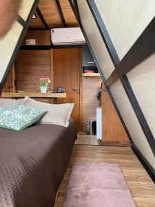 Mini Cabana