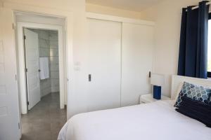 Bonita Extravaganza 4 Bedroom, 4 Bed, 3 Bedroom