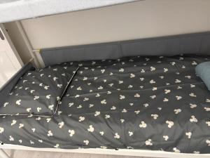 Homewood - entire property for 6 people - 4 adults maximum - in village 10 min from Disneyland Paris & TGV RER A