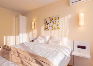 Alliance Privilege Apartment 332