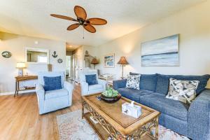Walk to Beach North Myrtle Condo!