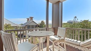 Red Fish Blue Mountain by AvantStay Private Beach Gulf View