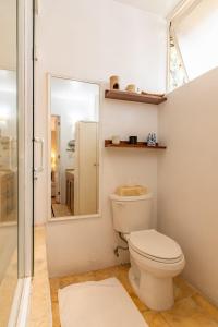 MrW Artists Atelier Orchid Oasis 3Br House