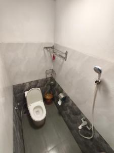 Lục Thạch - Quán ăn & Homestay