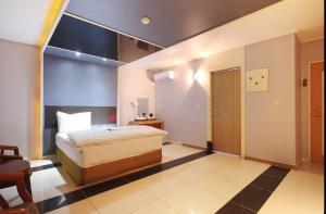 Dongdaegu Leaders Hotel