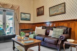 Yucanta Park - Gorgeous Estate meets Scenic Getaways