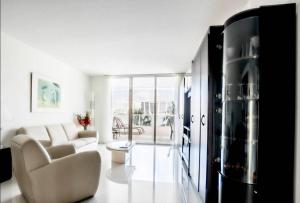 Le Marina Bay 310 STR-01478