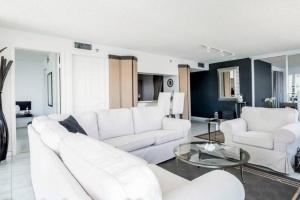 Le Montcalm 303 STR-01919