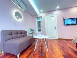 May - AMAYZING CITY VIEW VH