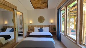 Nautilus Private Villa in Labuan Bajo with Pool