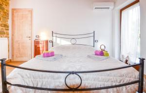 2 Bedroom Cozy Home In Montenero Dorcia