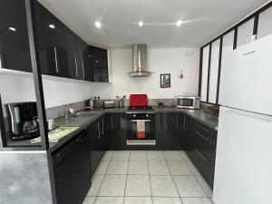 Maison 6 pers. au pied du donjon, jacuzzi et jardin à La Roche-Posay - FR-1-541-195