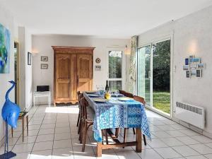 Carnac: Maison Familiale 6 Pers, Jardin, Wifi - FR-1-477-275