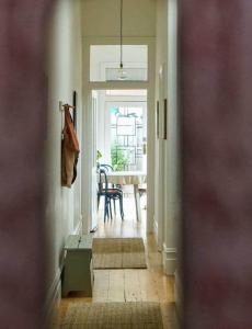 Fitzroy 3BR Terrace on Napier St Great Space