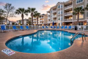 Pool view Magnolia Pointe Condo Near Beach