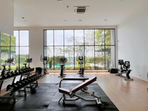 Emporis KD 2PX Suite, Near MRT KD, Segi Uni, EMHub & Thomson Hospital