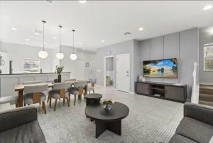 Amazing 3Bdrms25bath At Encantada