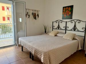 San Lorenzo Beachfront Appartamento con Veranda Fronte Spiaggia 5 Posti