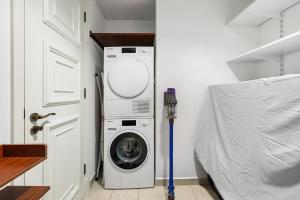 Renovated 2 Br in Golden Mile 5 Near Nakheel Mall