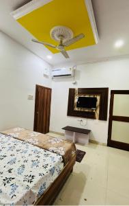 Hotel PALM TREE Home Stay