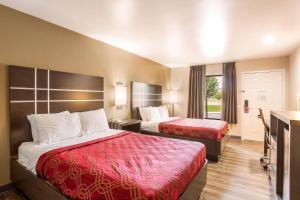 Econo Lodge Inn & Suites Murfreesboro Shopping District