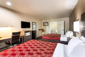 Econo Lodge Inn & Suites Murfreesboro Shopping District