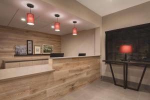 Country Inn & Suites by Radisson, Oklahoma City - Bricktown, OK