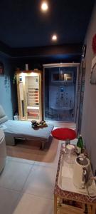 Lilli & Evoque Apartments